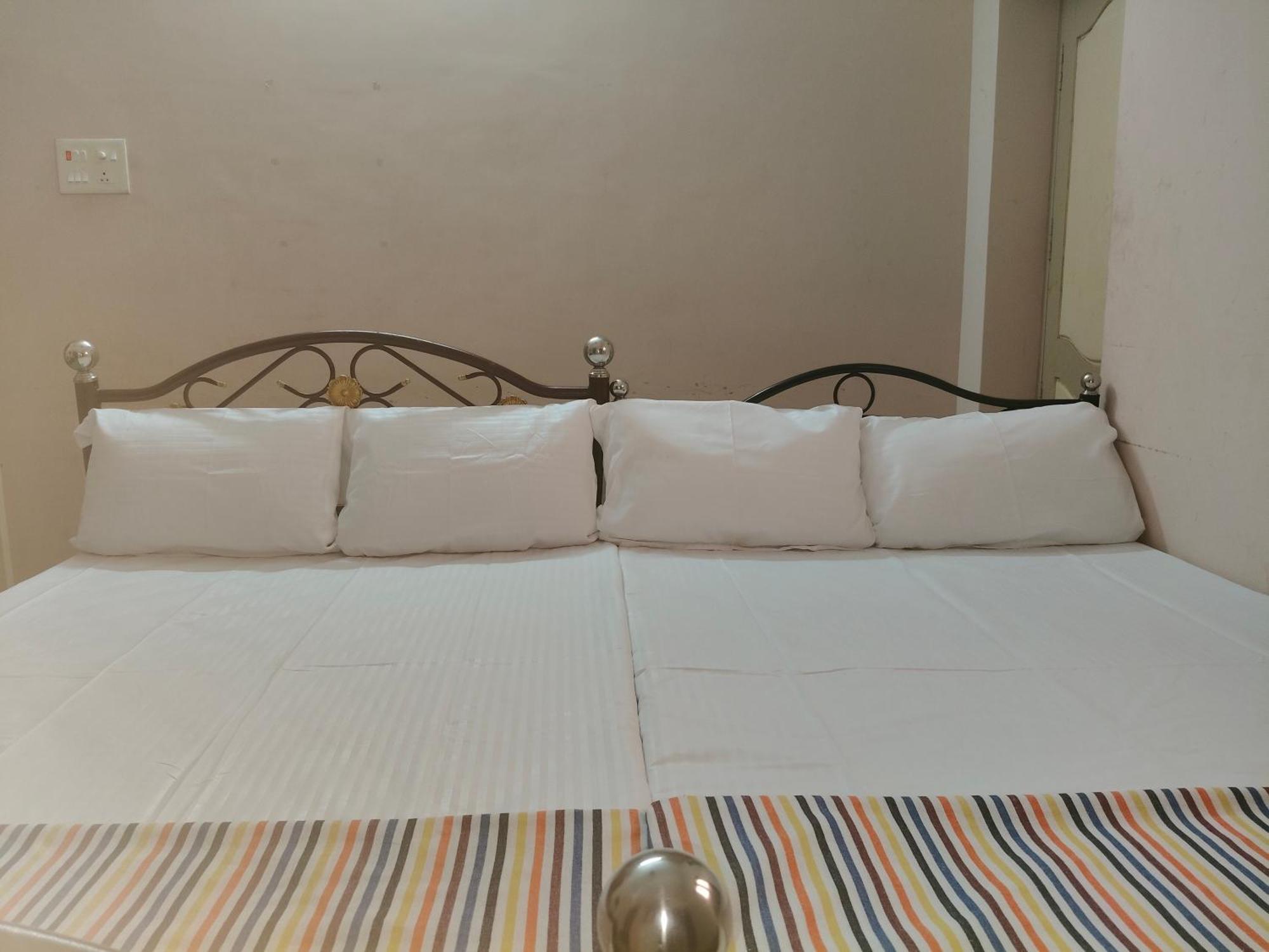 Tiruvannāmalai Dheeksha Homestay מראה חיצוני תמונה