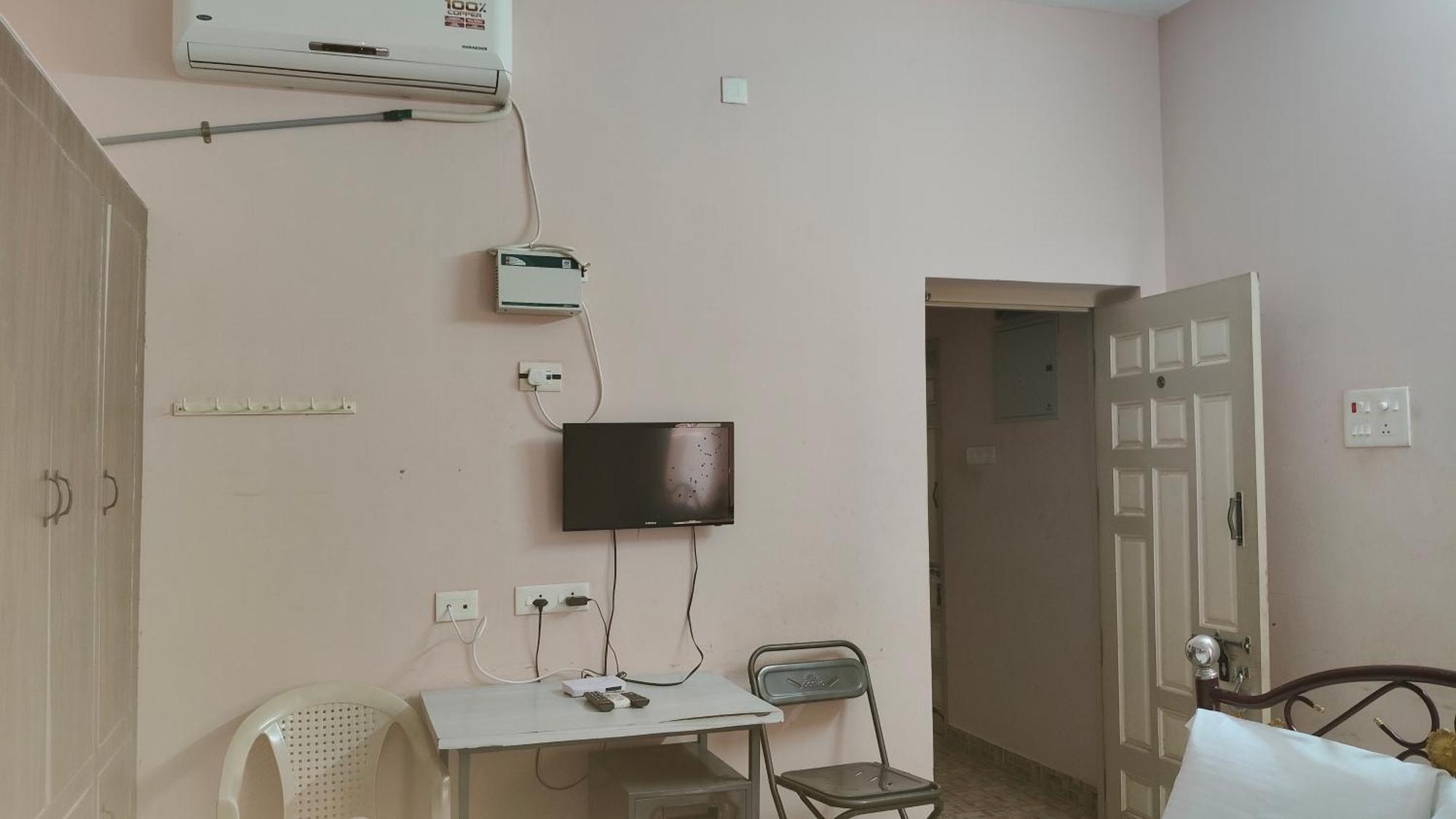 Tiruvannāmalai Dheeksha Homestay מראה חיצוני תמונה