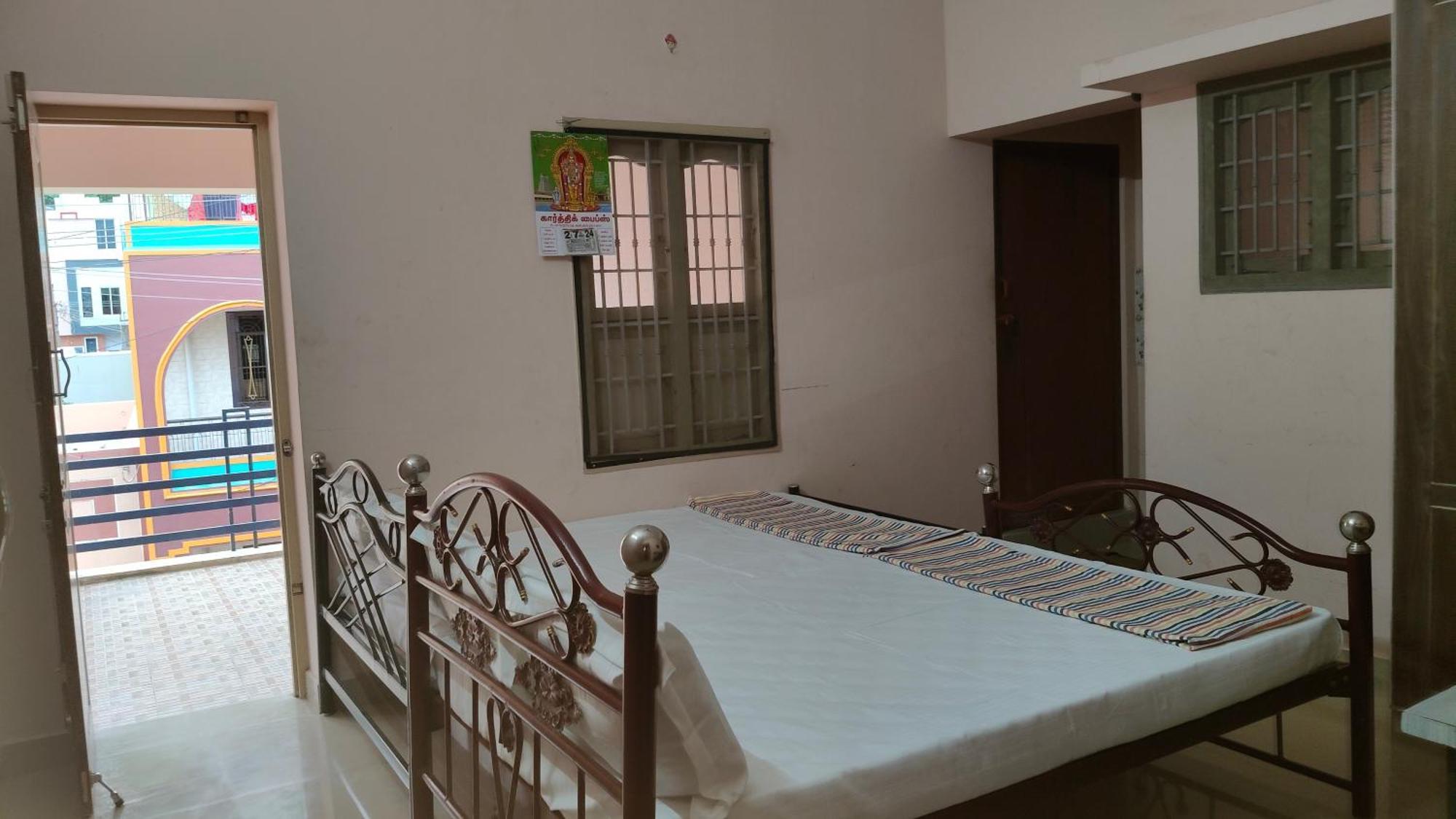 Tiruvannāmalai Dheeksha Homestay מראה חיצוני תמונה